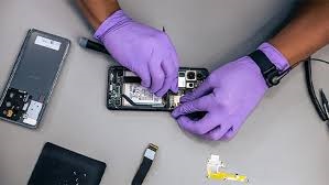 How to Handle Samsung Water Damage Before Visiting a Repair Shop